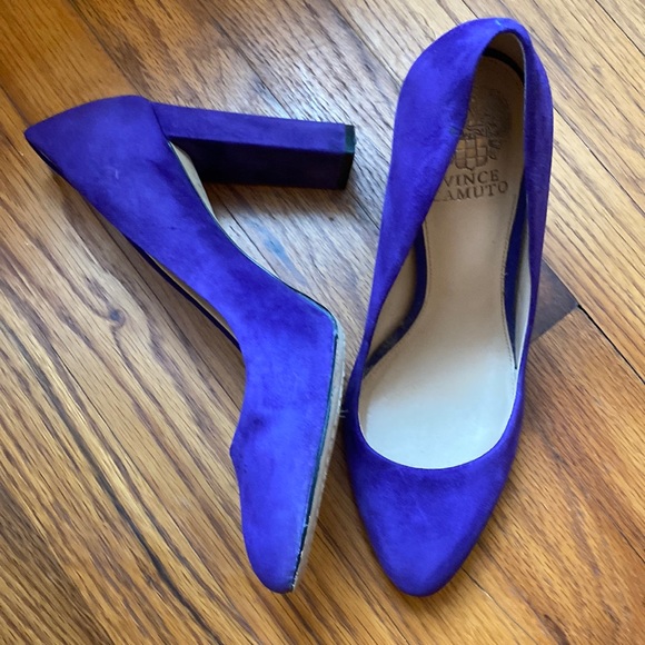 Vince Camuto Shoes - Vince Camuto purple suede 4 inch pump